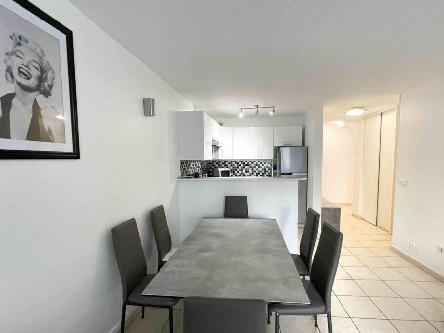 Modern One Bedroom Apartment In คานส์ ภายนอก รูปภาพ